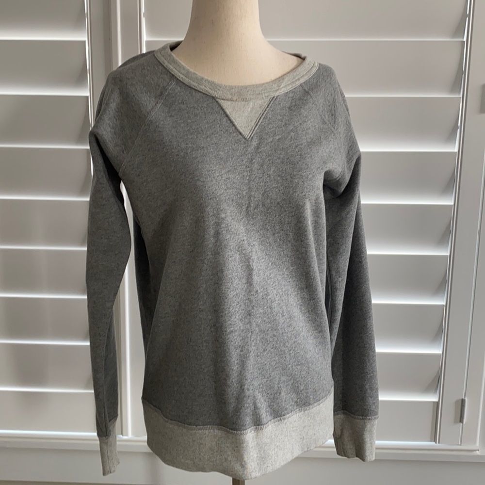 J Crew classic casual sweatshirt crew neck grey sz S Small